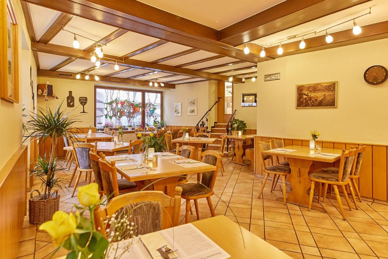 Hotel-Restaurant Ehses Цельтинген-Рахтиг Экстерьер фото